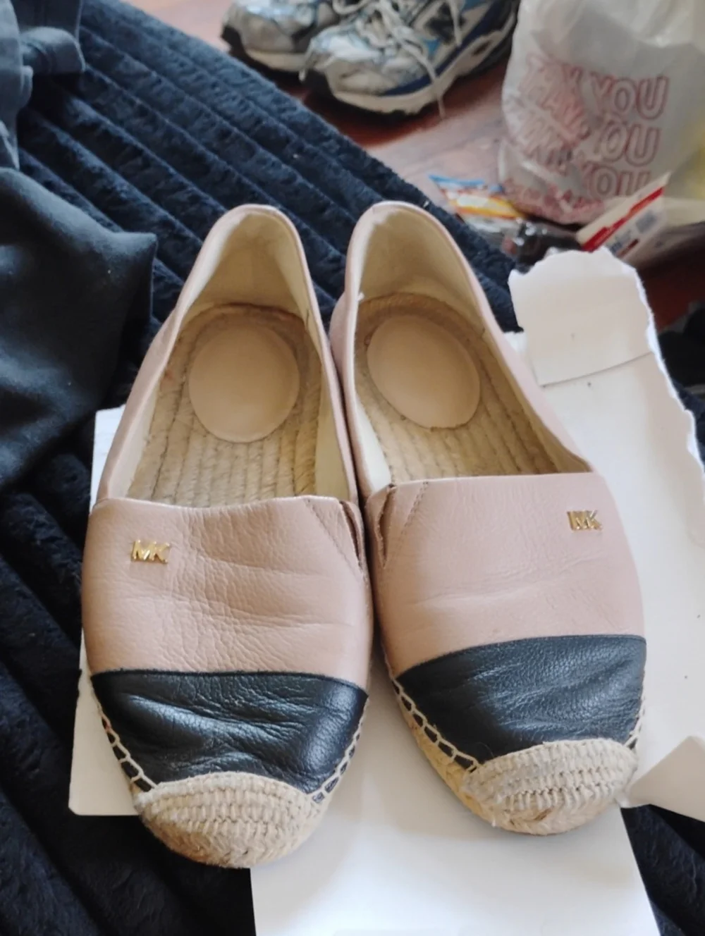 MICHAEL KORS KENDRICK LEATHER SLIP ON ESPADRILLES W/ BLUSH UPPER & BLACK TOE CAP